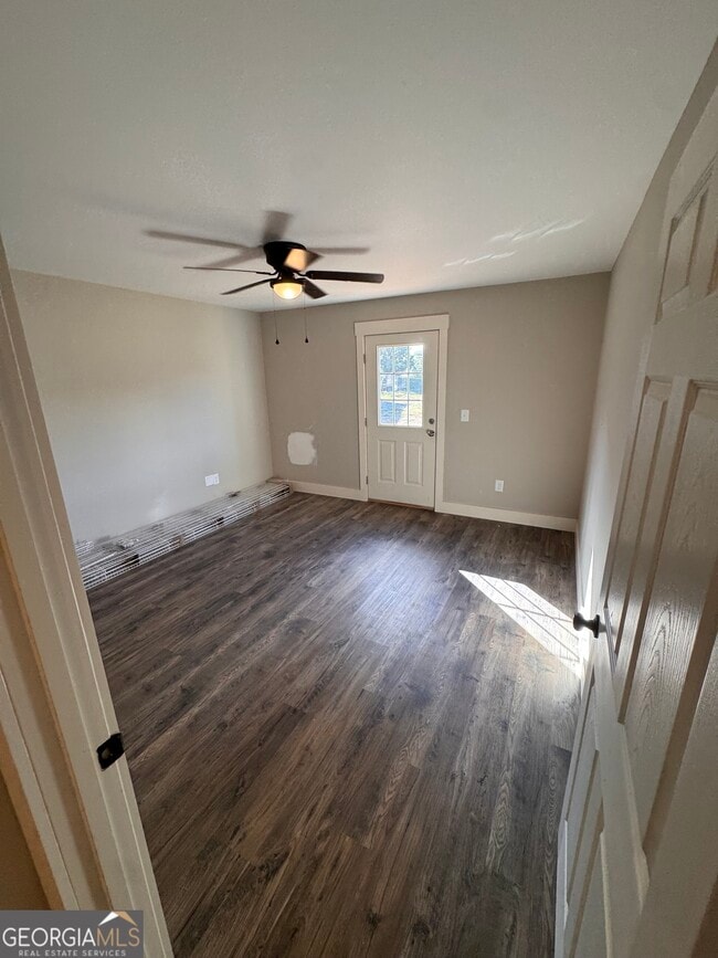 Building Photo - 49 Paisley Pl