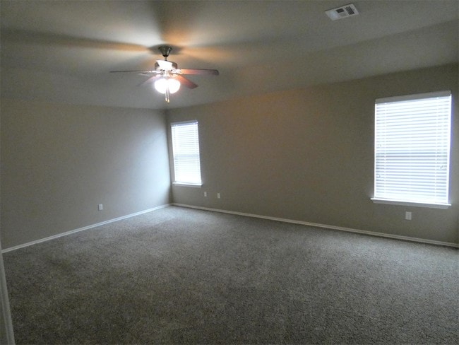 Building Photo - 5009 Hunter Blvd