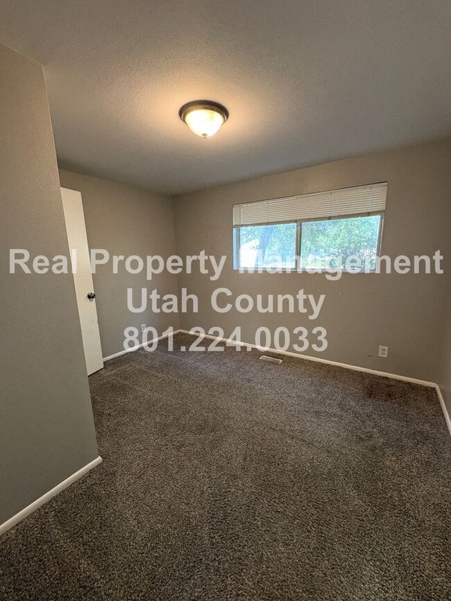 Building Photo - 1474 N 375 W