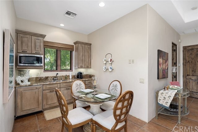 Building Photo - 80700 Avenue 50