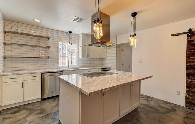 Building Photo - Fabulous, Remodeled Top to Bottom house!!!!