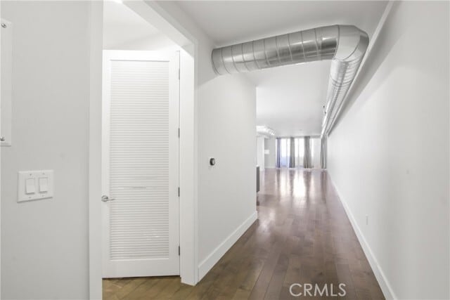 Building Photo - 433 Pine Ave