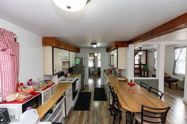 Building Photo - 17841 Palm Creek Dr