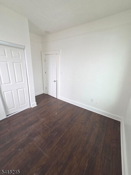 Building Photo - 293 Ohio St