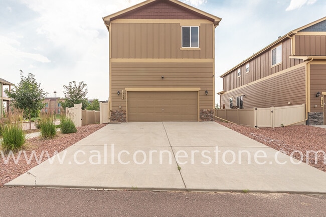 Building Photo - 1322 Antrim Loop