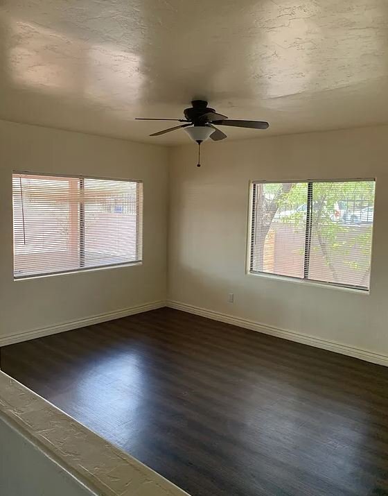 Building Photo - 1474 E Hedrick Dr
