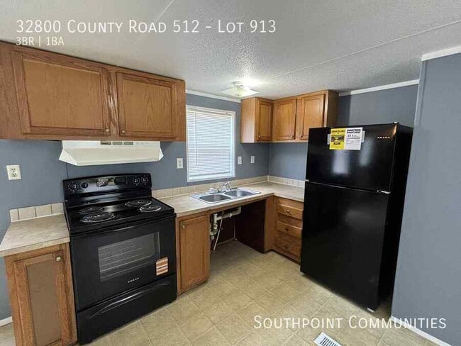Building Photo - 32800 Co Rd 512