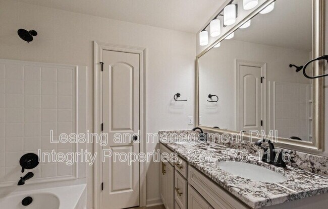 Building Photo - 101 Foster Grove Drive