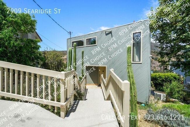 Primary Photo - 2909 Searidge St