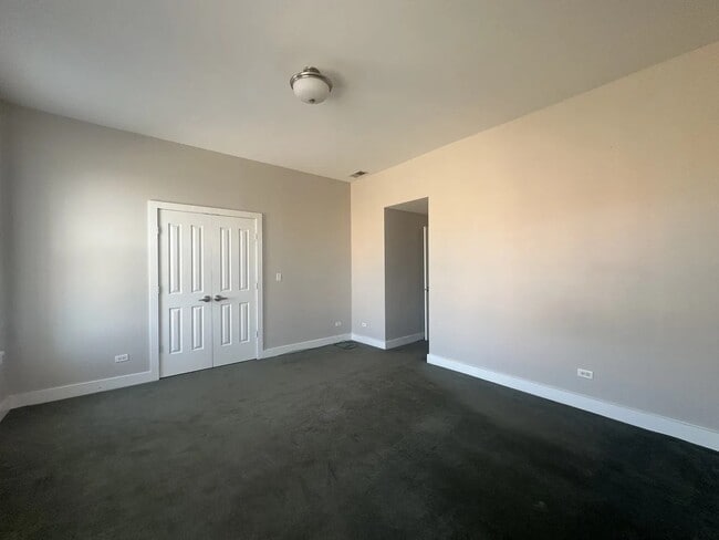 Building Photo - Apartments in Lockport