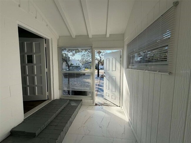 Building Photo - 4711 10th Ave S