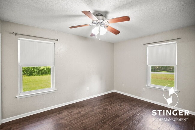Building Photo - 1713 Drayton Dr