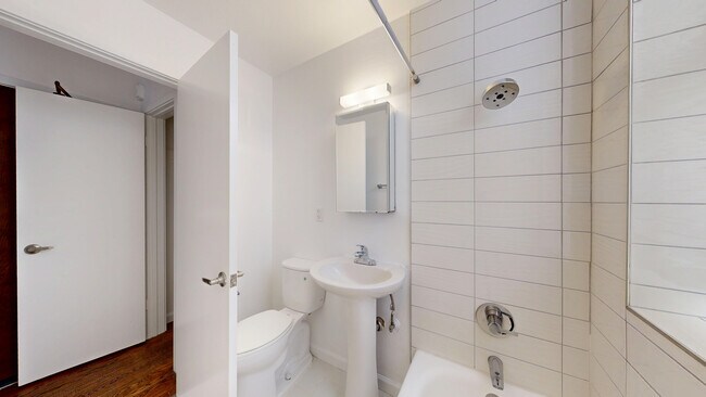 Building Photo - 145 Fell St