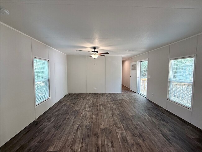 Building Photo - 1032 Meridian