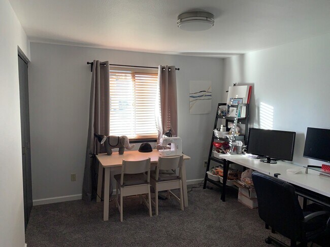 Building Photo - 4603 Guemes View