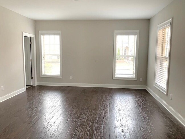 Building Photo - 640 Hanlon Way