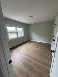 Building Photo - 278 N Oaklawn Ave