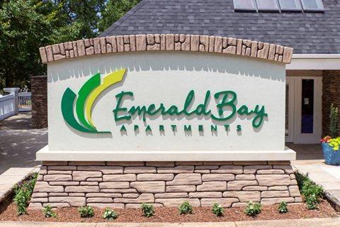 Building Photo - Emerald Bay