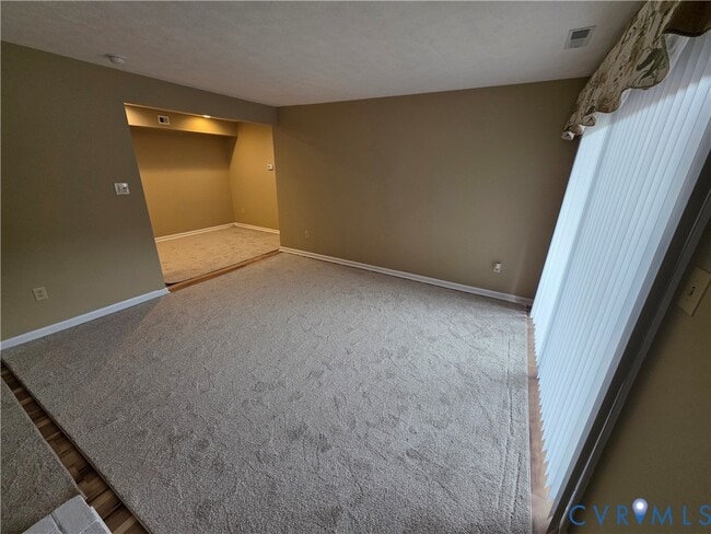 Building Photo - 4003 Governors Square