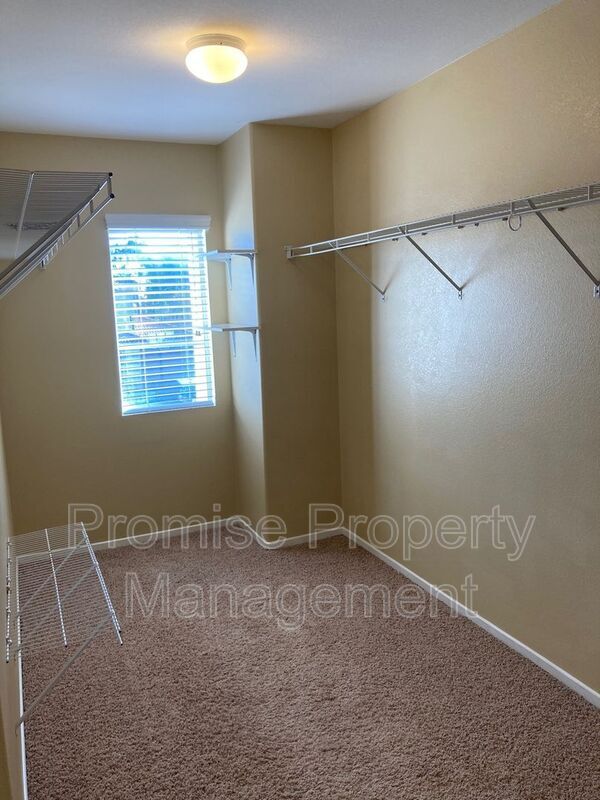 Building Photo - 4504 Arbor Glen Way