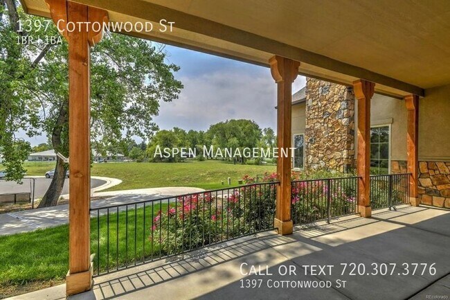 Primary Photo - Cottonwood House - 55+ Cooperative Living ...