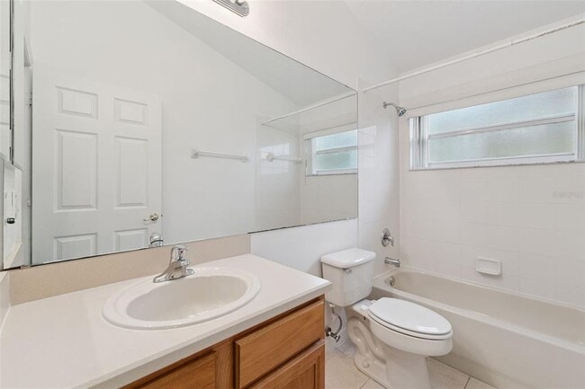 Building Photo - 1346 Solana Cir