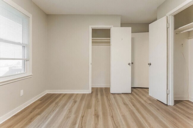 Building Photo - Modern 3BR Home on Quiet End Lot – Fully Updated!