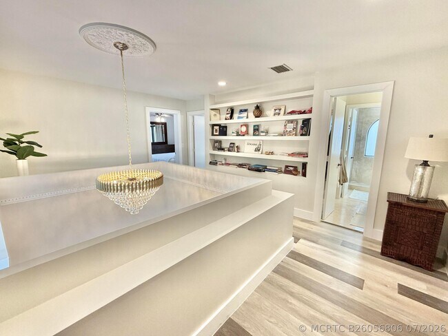 Building Photo - 6411 Via Rosa
