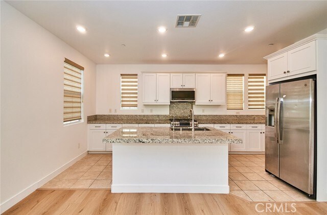 Building Photo - 1601 St Simon Cir