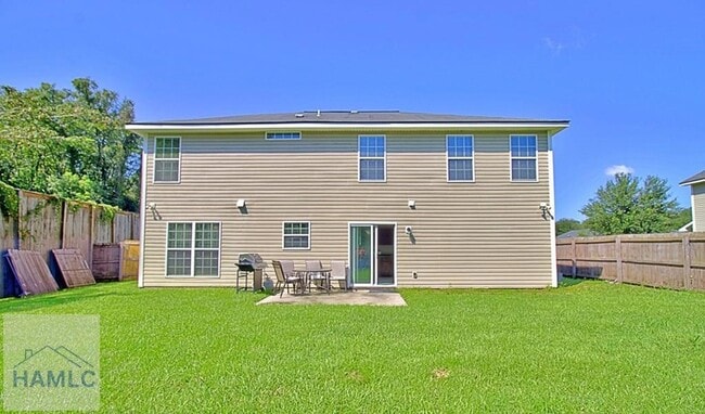 Building Photo - 305 Largo Ct