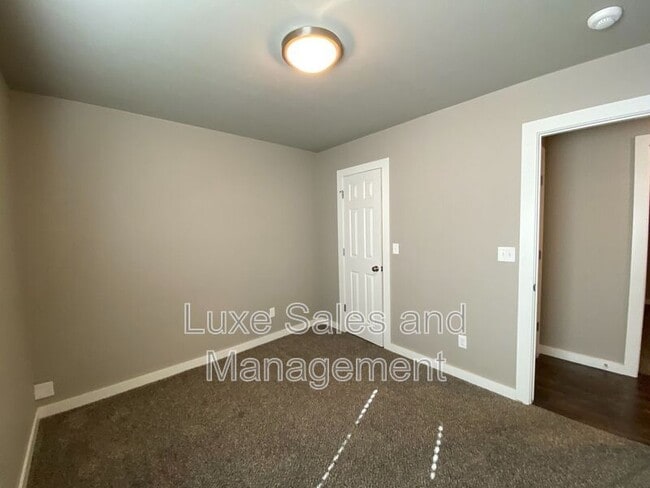 Building Photo - 1503 MacAlpine St