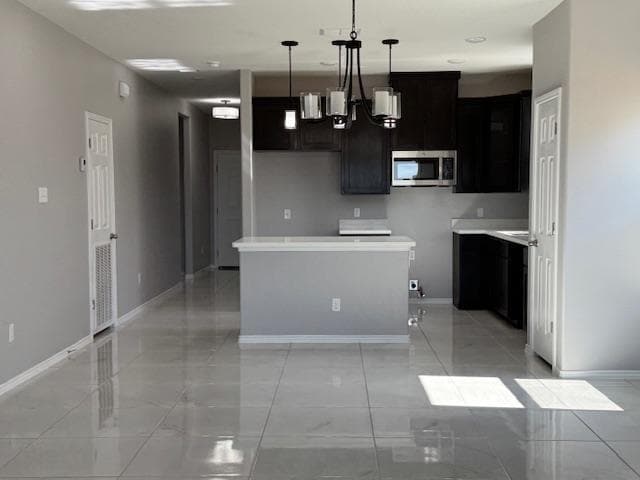 Building Photo - 4224 Gavilan Dr