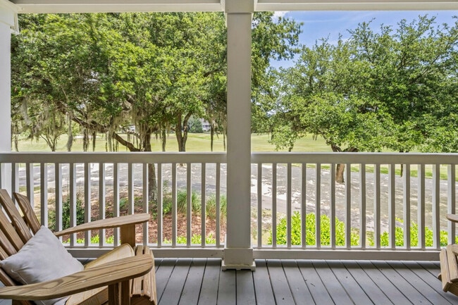 Building Photo - 49 Collins Meadow Dr