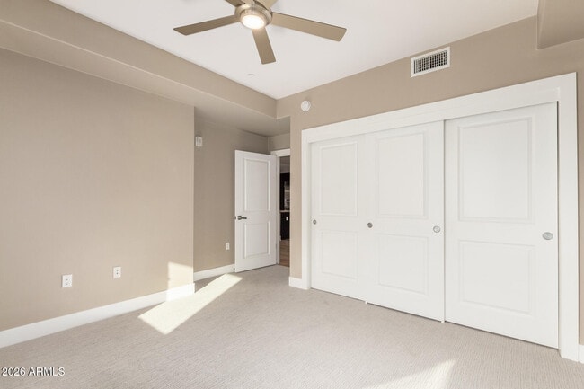 Building Photo - 4803 N Woodmere Fairway