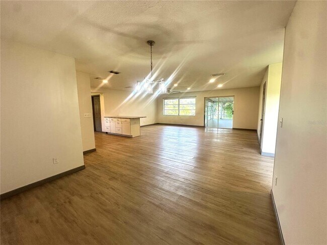 Building Photo - 4205 NE 7th St