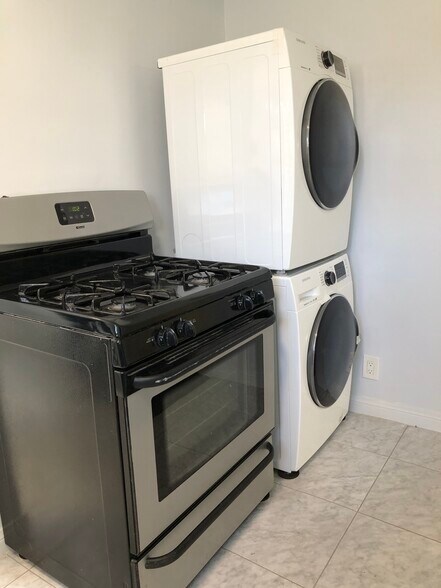 Kitchen - 12544 Venice Blvd