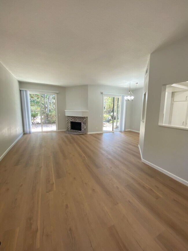 Building Photo - Completely Remodeled 2 Bedroom, 2 Bathroom...