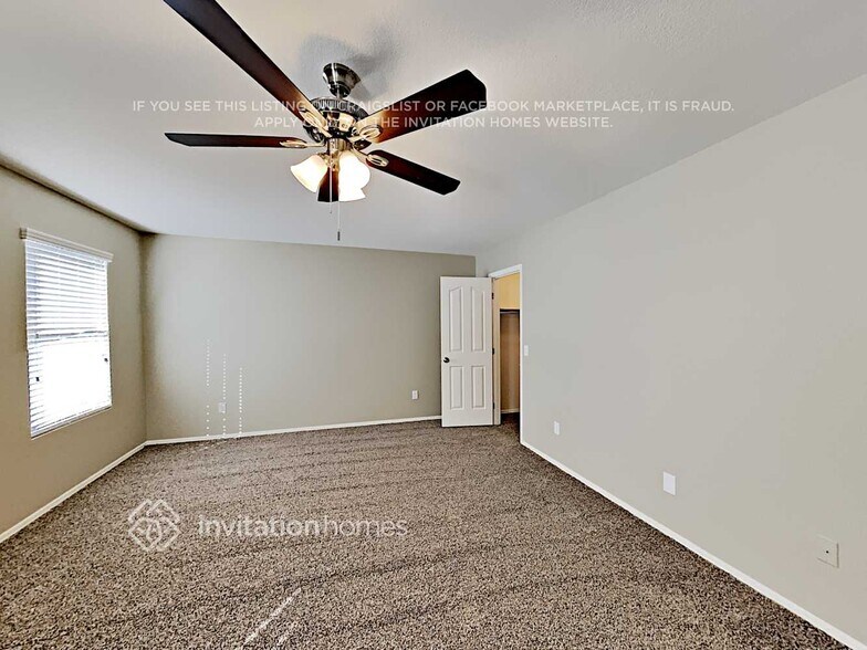 Building Photo - 2269 E Hazeltine Way