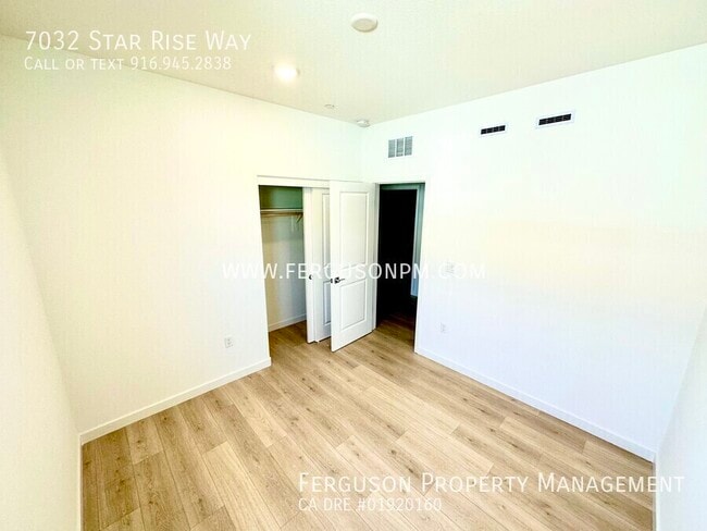 Building Photo - 7032 Star Rise Wy