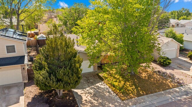 Building Photo - 580 Upton Dr