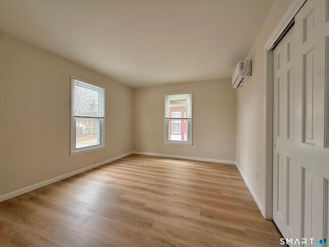 Building Photo - 194 High Ridge Ave