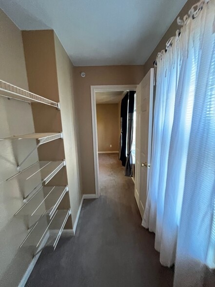 Building Photo - 12884 Ironstone Way