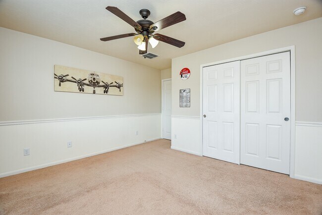 Building Photo - 26302 Sandahl Ct