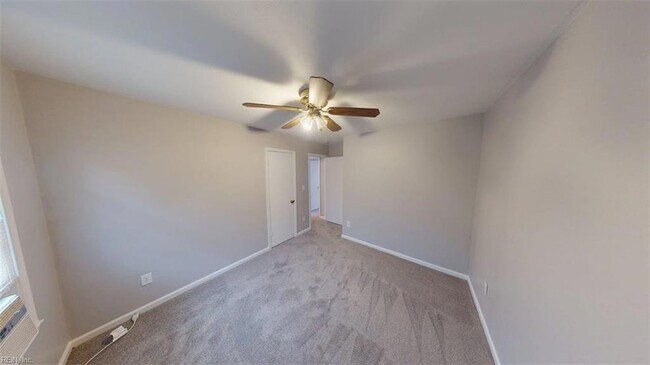 Building Photo - 5524 Annandale Dr