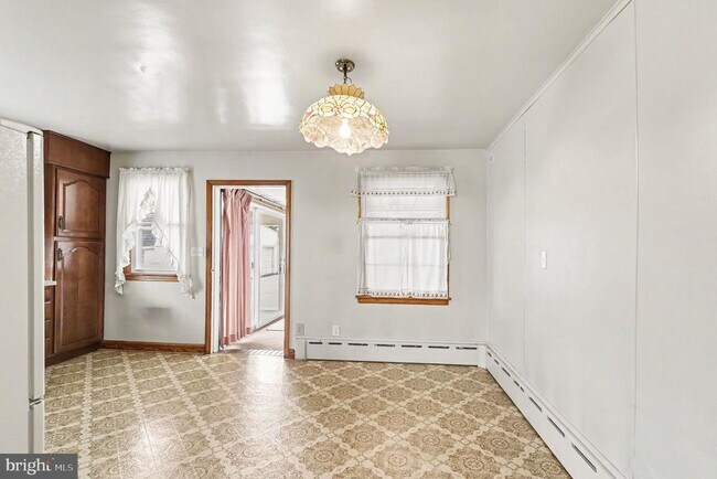 Building Photo - 4125 Cliffvale Rd