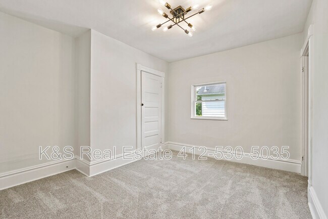 Building Photo - 2723 Kingwood St
