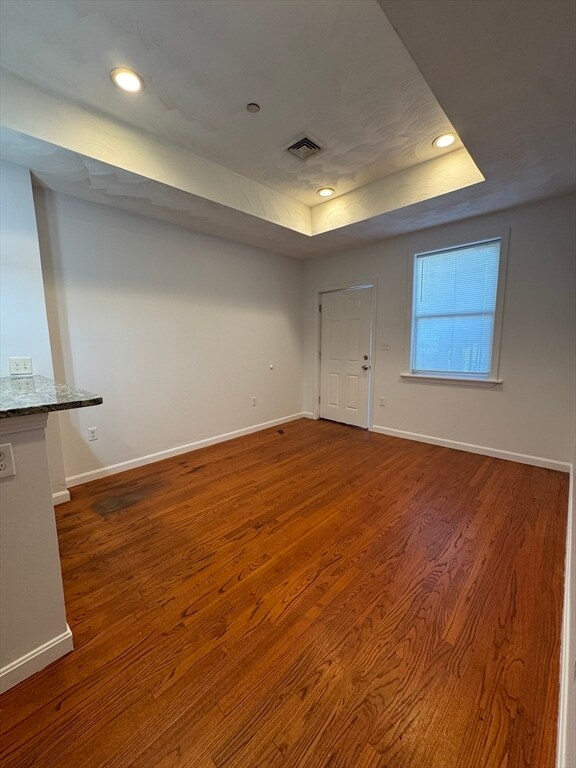 Building Photo - 35 Cherry St