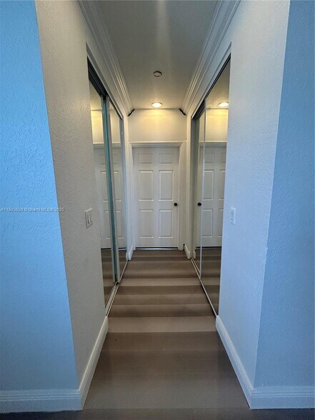 Building Photo - 17409 SW 54th St