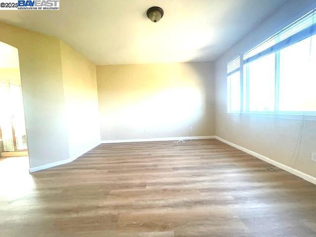 Building Photo - 2501 Crystal Way