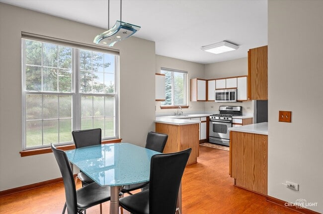 Building Photo - 1348 Amaranth Dr